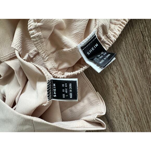 Beige One-Shoulder Crop Top and Pleated Shorts Set  Size Large - Picture 8 of 8